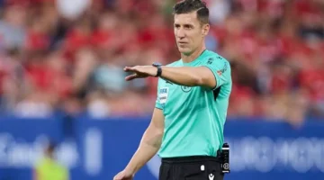 مرشحو إدارة مباراة الكلاسيكو الأحد: سيزار سوتو وبوسكيتس فيرير يتنافسان على القرار النهائي